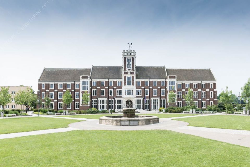 拉夫堡大學